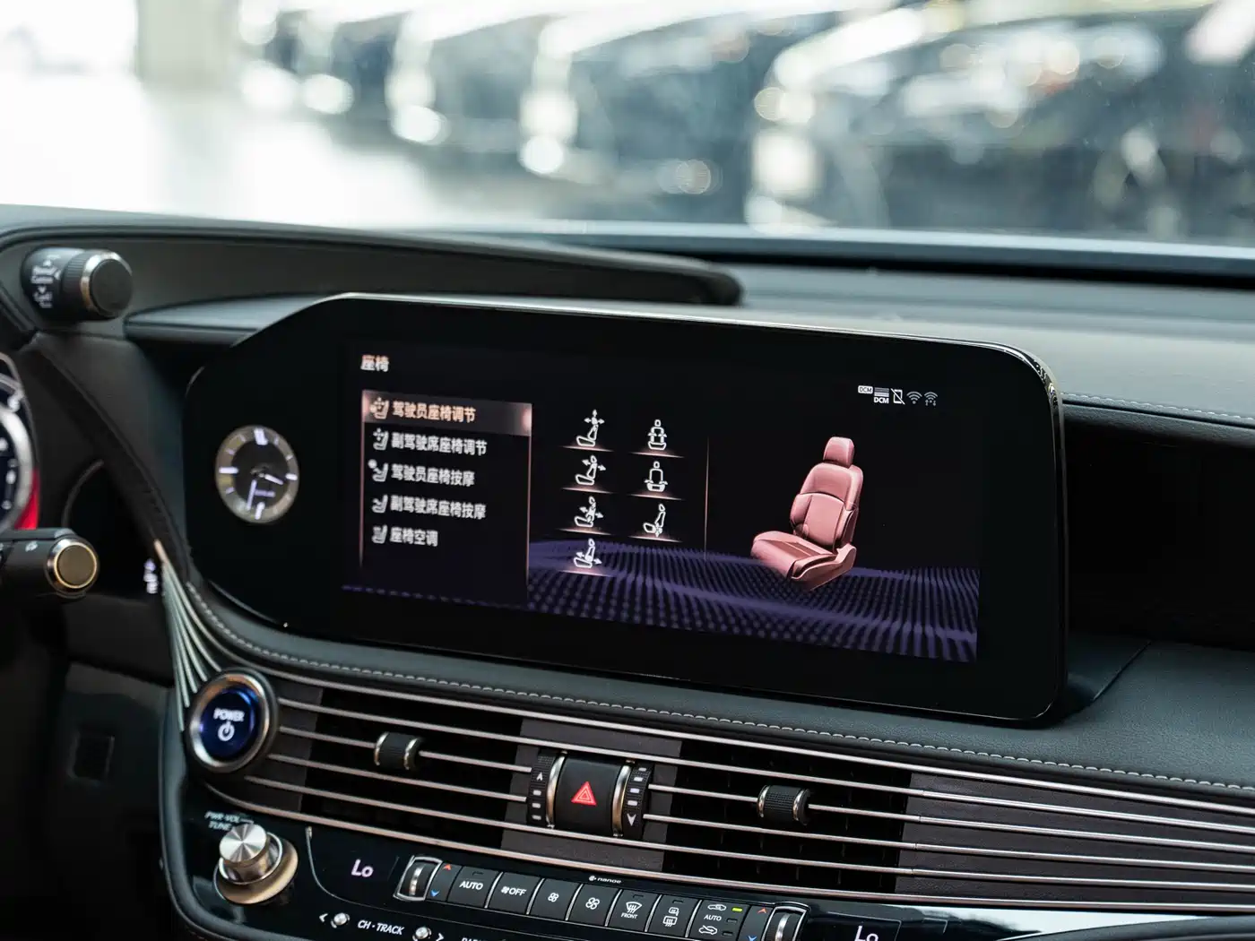 Lexus LS 2021 500h Premium Edition фото 17