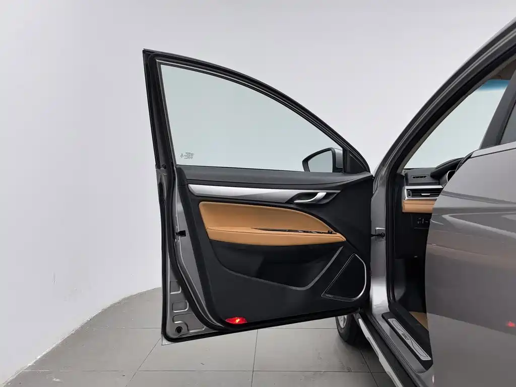 Geely Vision S1 2018 2018 1.4T CVT Sharp Enjoy