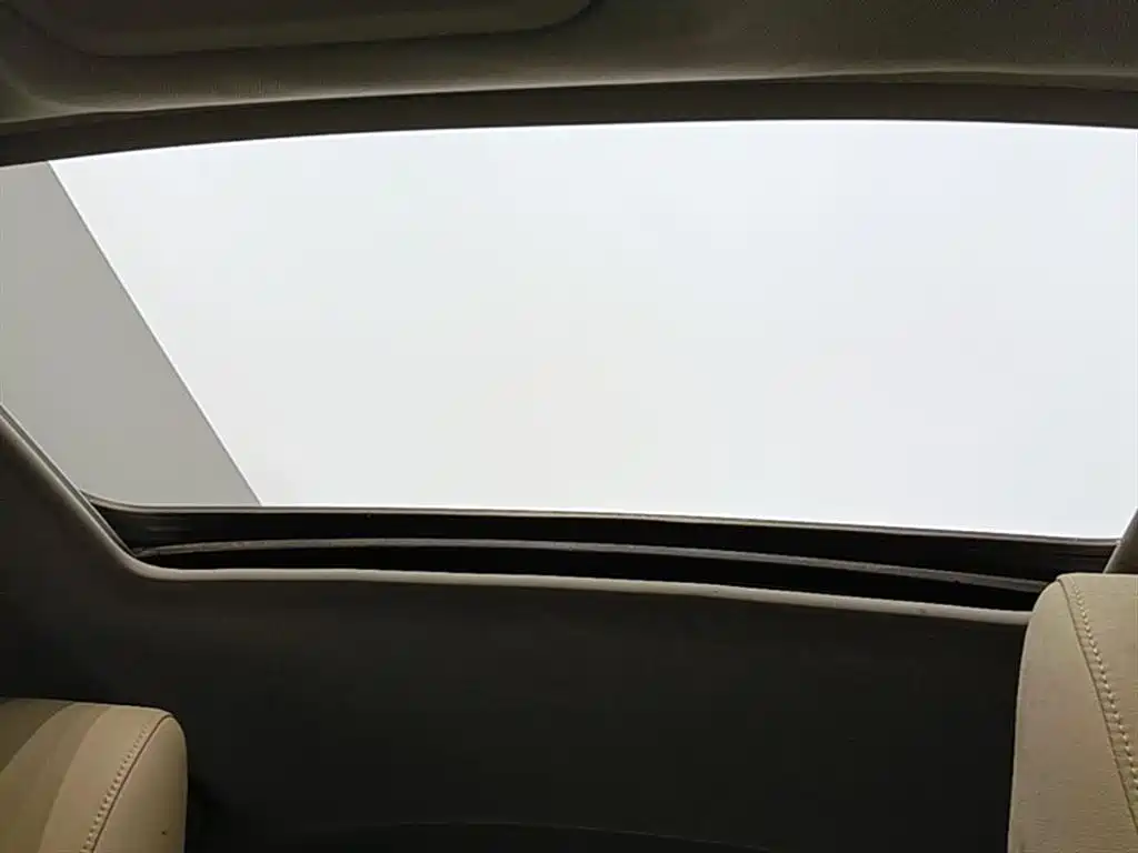 Buick Excelle 2015 18T Dual-Clutch Elite фото 18