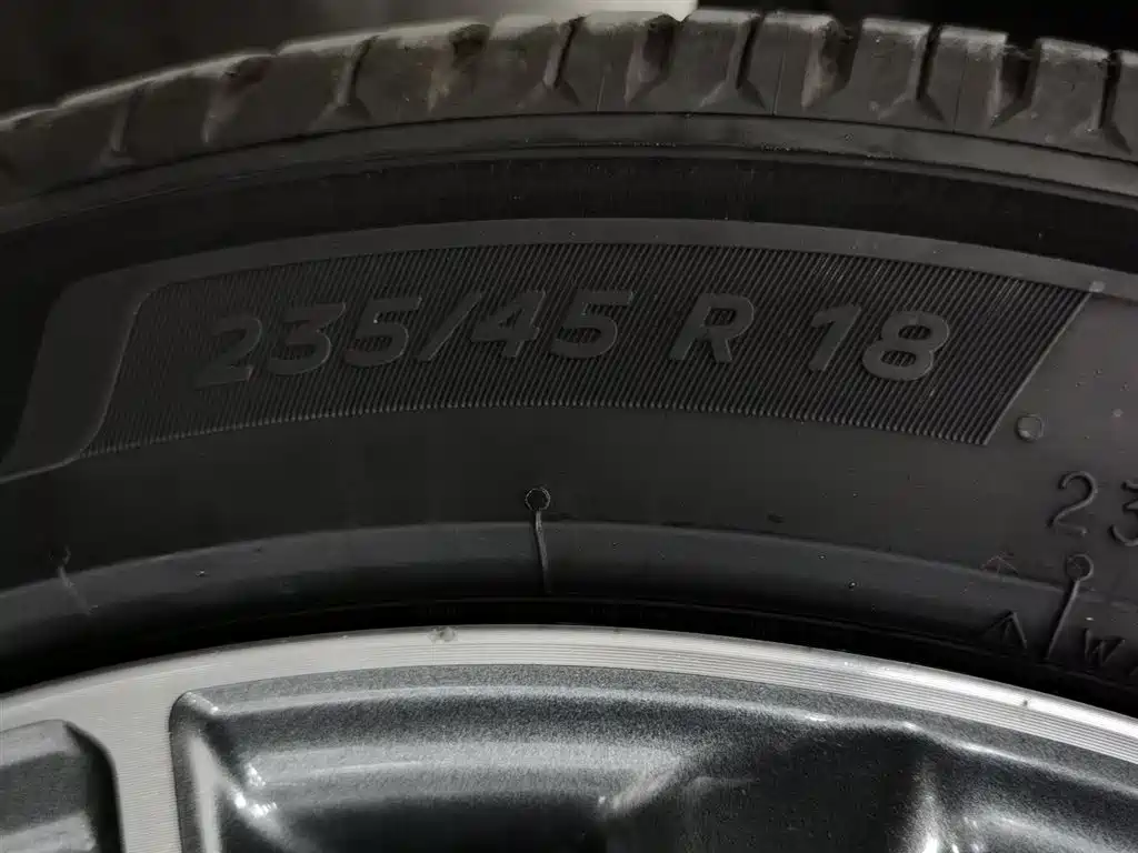 Toyota Camry 2023 2.5G Luxury Edition фото 24