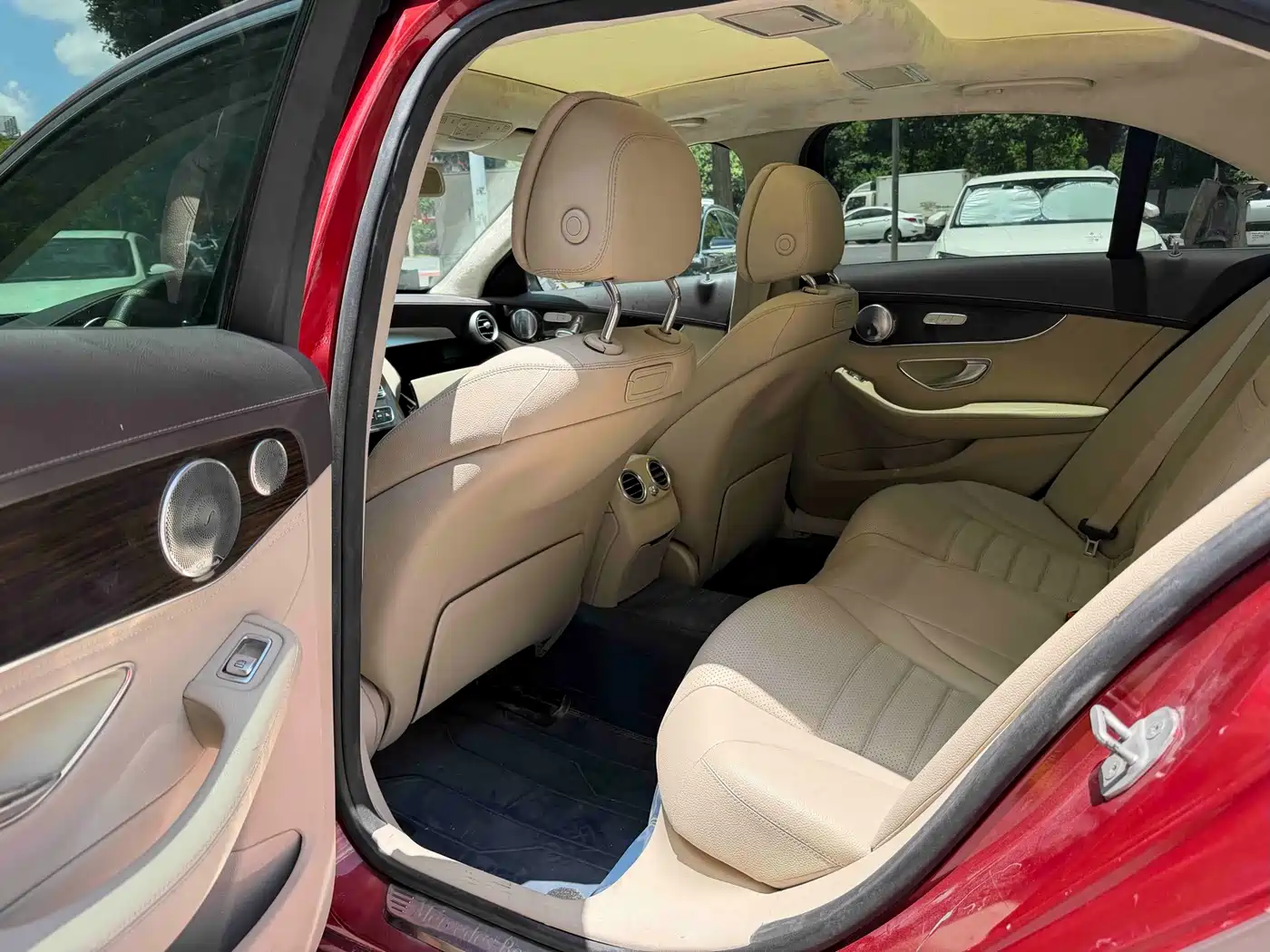 Фото 7 - Mercedes-Benz C-Class