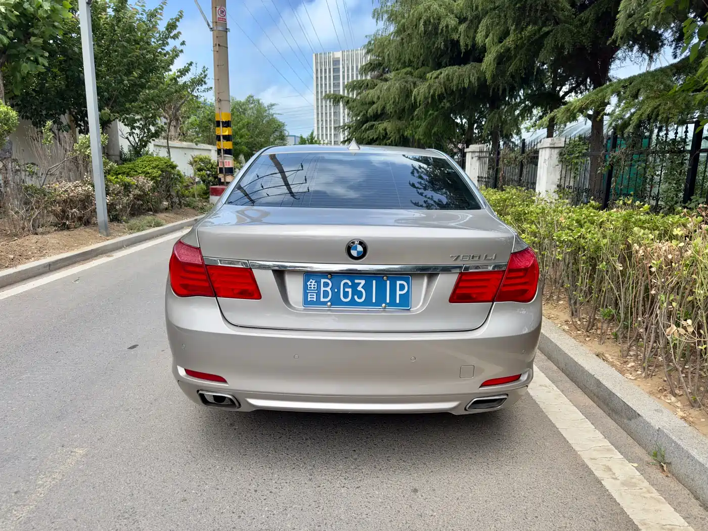 BMW 7 Series 2011 730Li Elegance фото 4