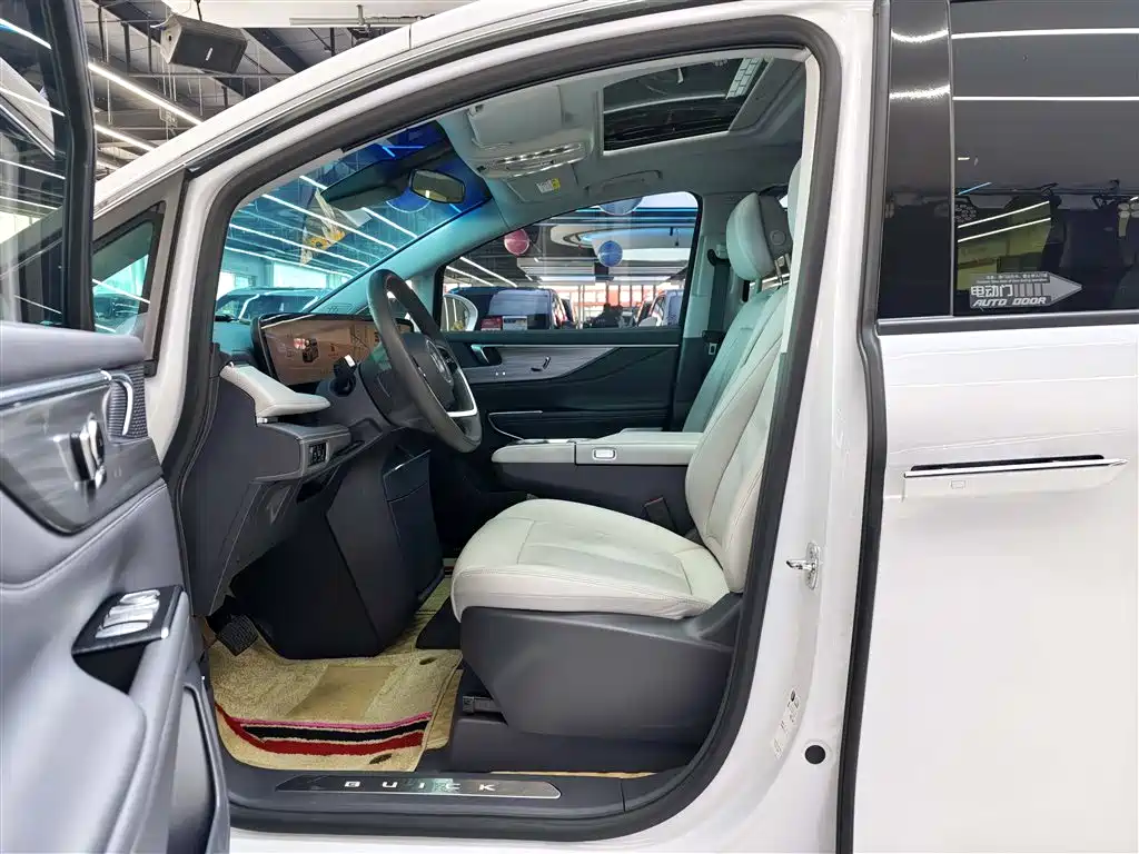 Buick GL8 2025 Model Landglory Smart Edition фото 4