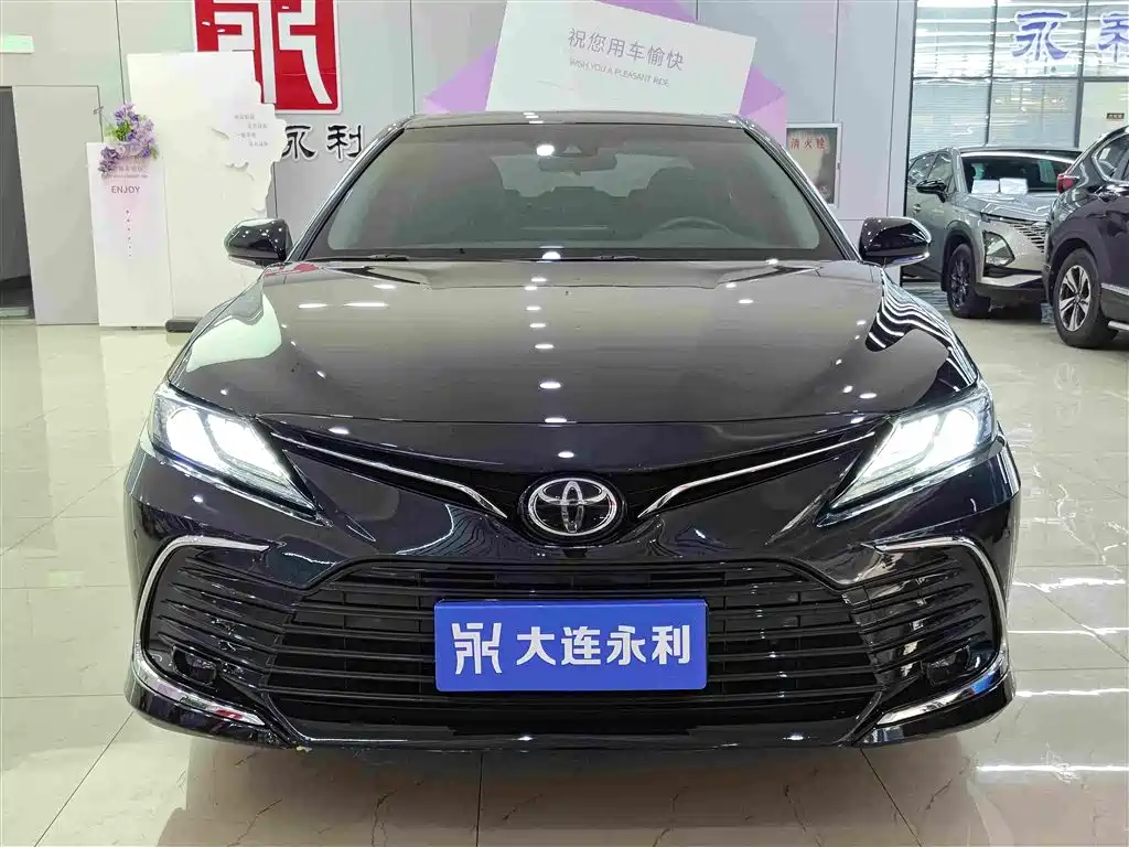 Toyota Camry 2024 2023 2.0G Luxury Edition