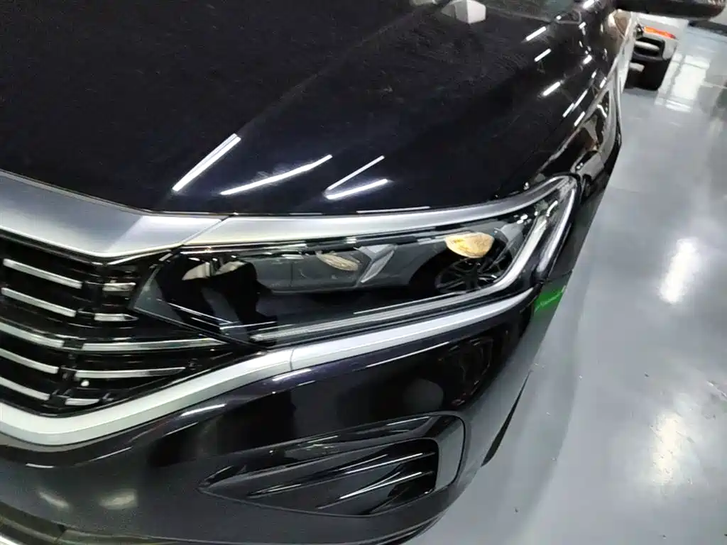 Volkswagen Passat 2022 330TSI Elite Edition фото 24