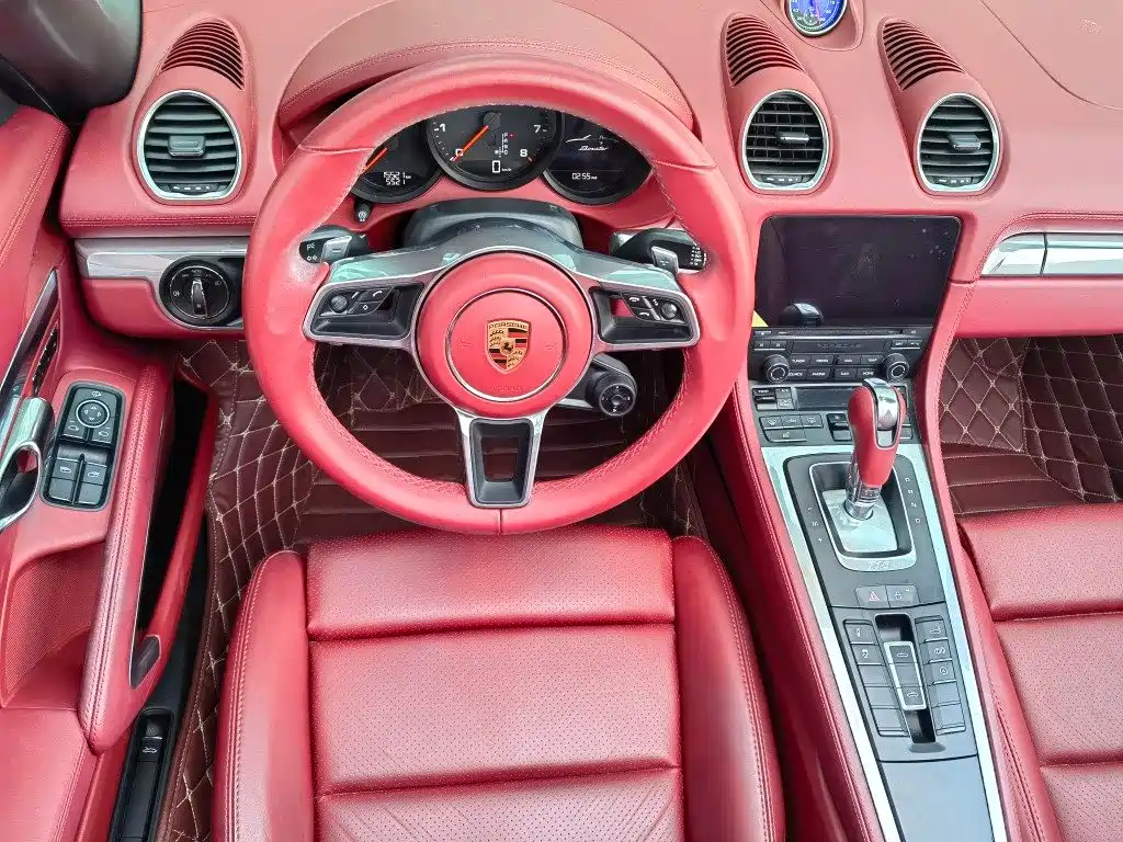Porsche 718 2022 Boxster 2.0T фото 14