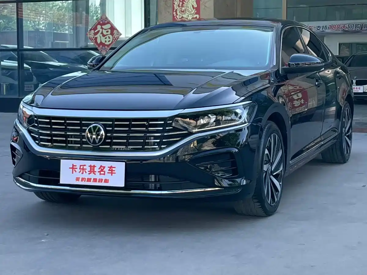 Volkswagen Passat 2025 Outstanding 380TSI Dragon Soaring Edition