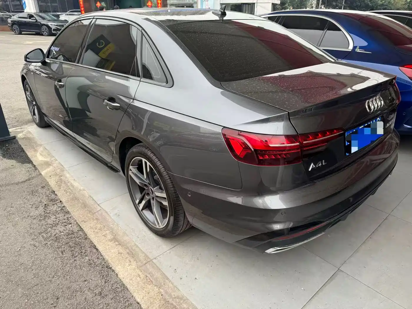 AUDI A4L