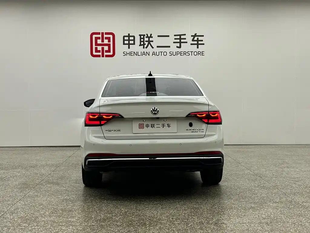 Фото 4 - Volkswagen Sagitar