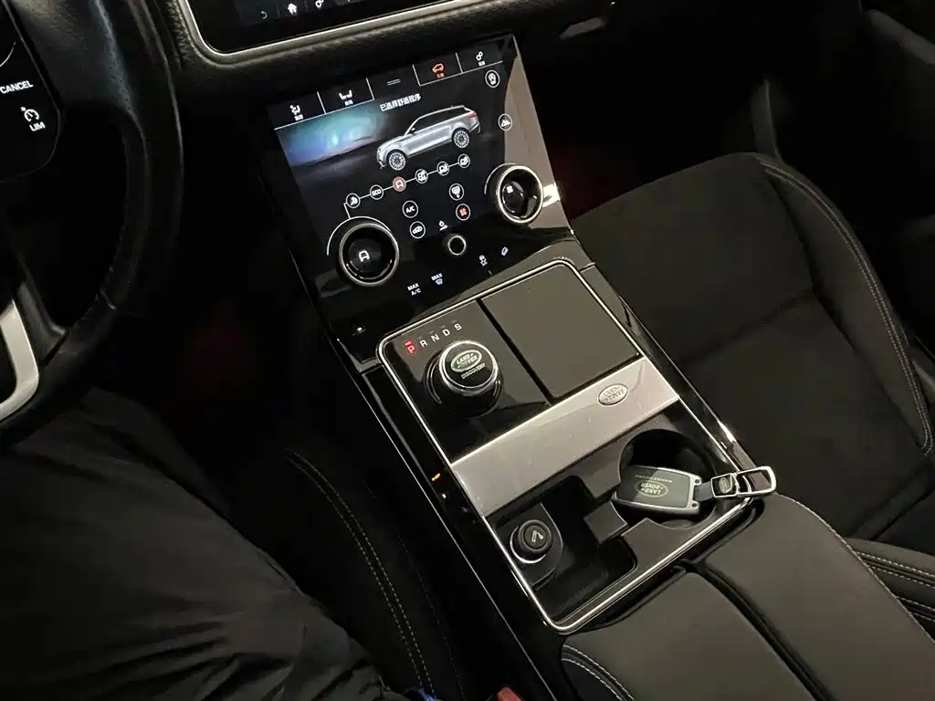 Land Rover Range Rover Velar 2019 250PS фото 19