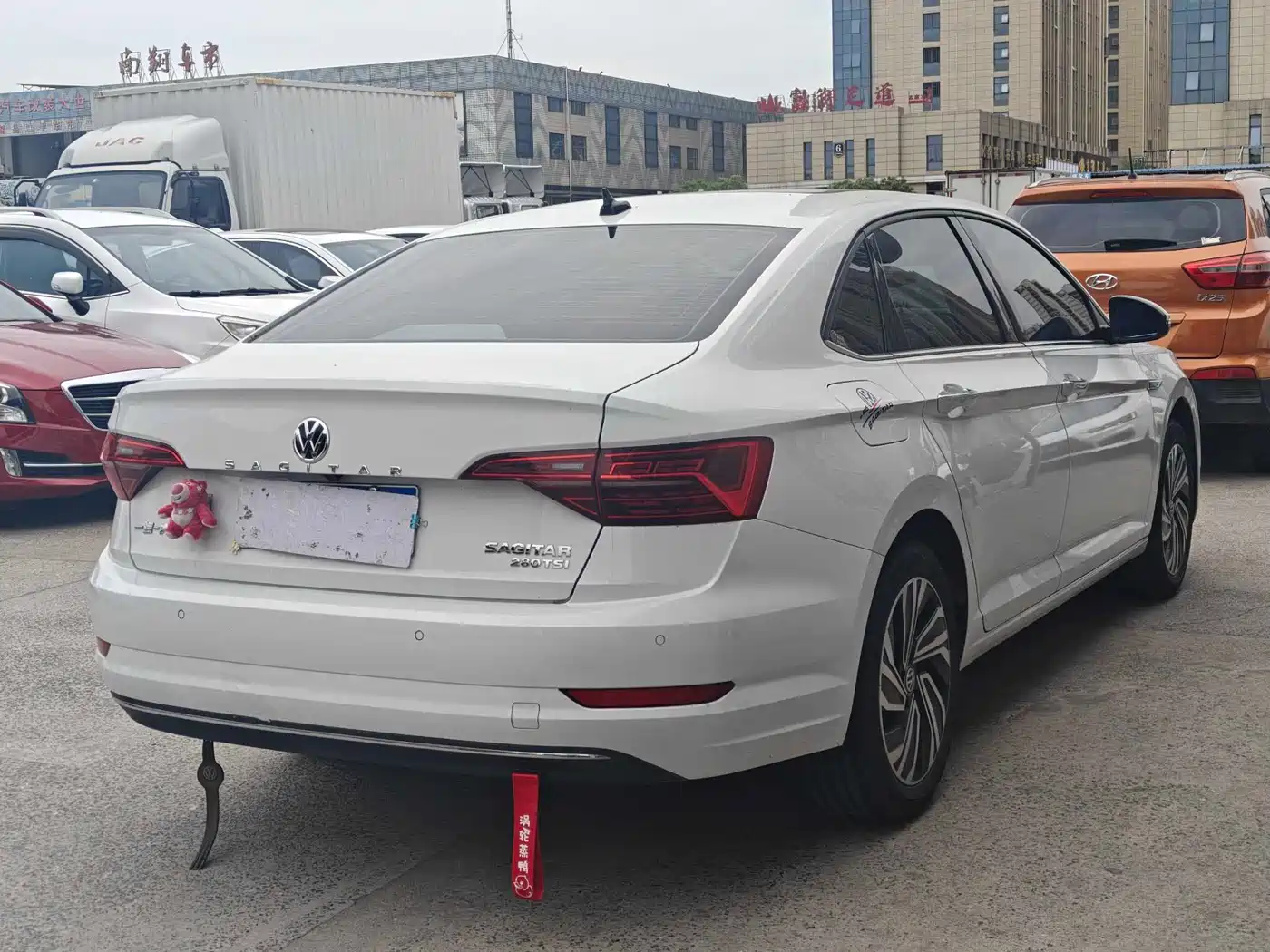 Volkswagen Sagitar 2021 280TSI DSG Surpassing Edition фото 8