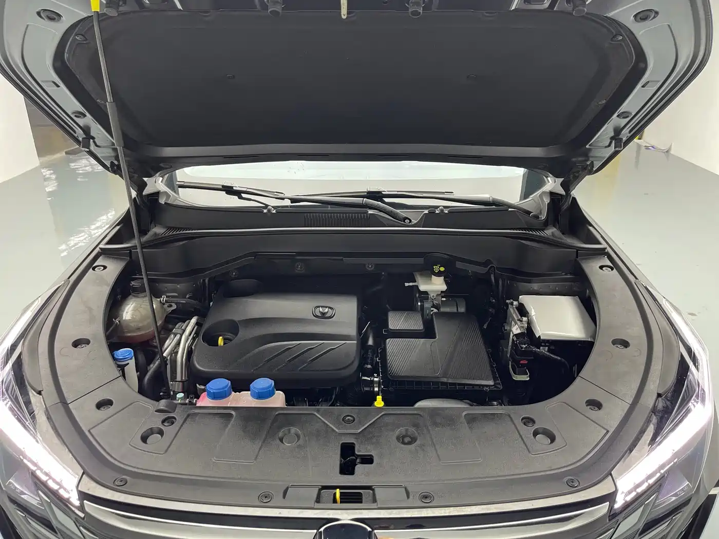 CHANGAN UNI Z NEW ENERGY