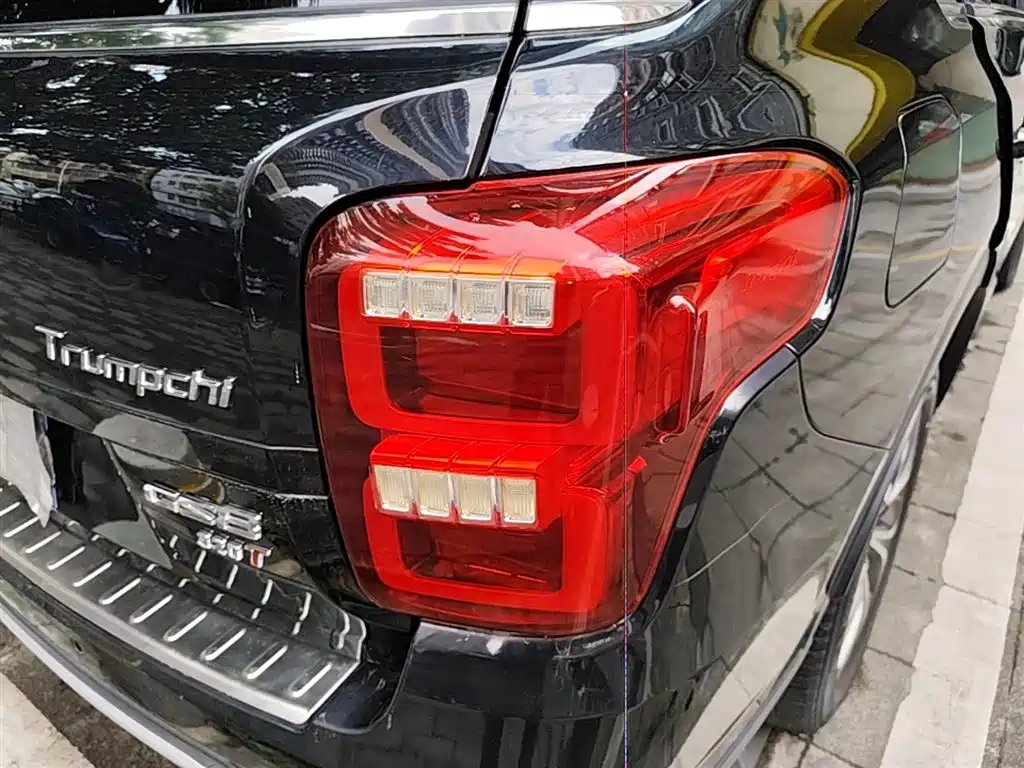 GAC Trumpchi Trumpchi GS8 2017 320T 2WD Luxury Smart Connect (7-seater) фото 8