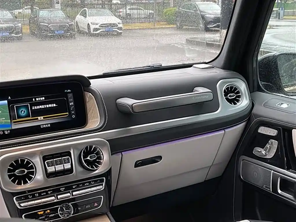 Mercedes-Benz G-Class 2023 G 500 фото 10