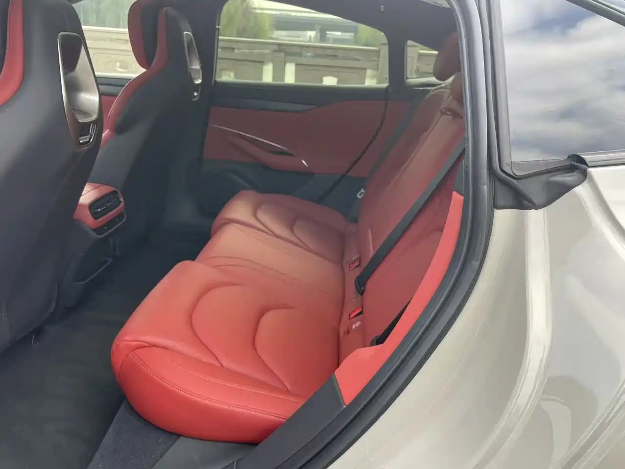 XIAOMI CAR XIAOMI SU7