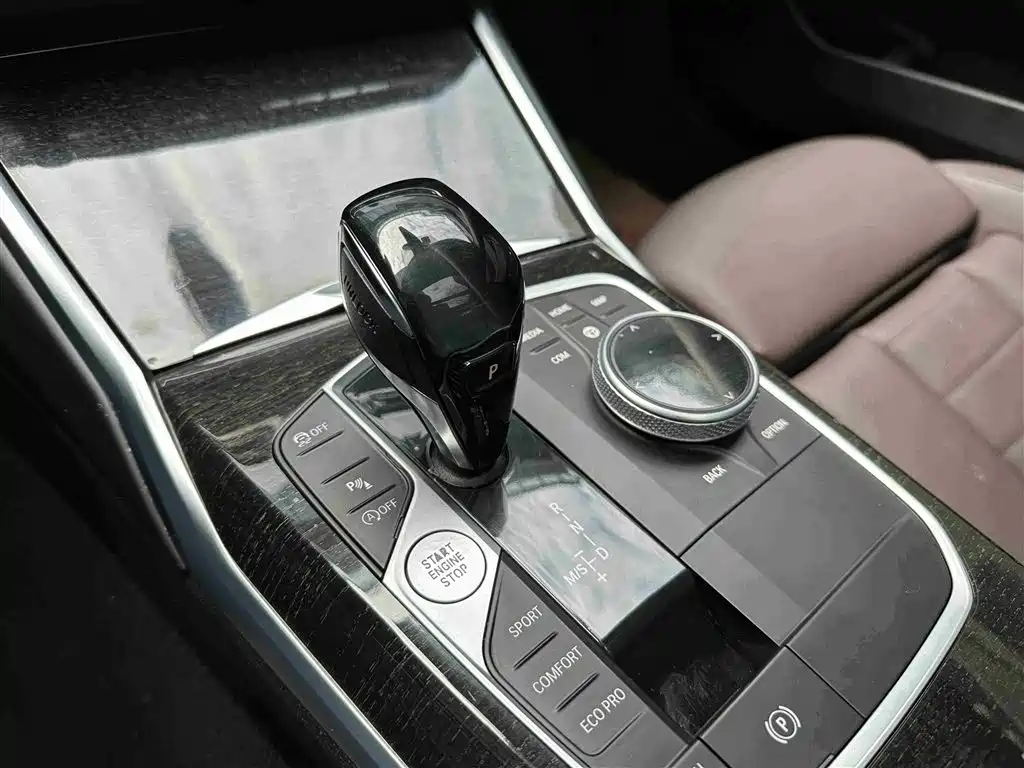BMW 3 Series 2020 325Li M Sport Package фото 12