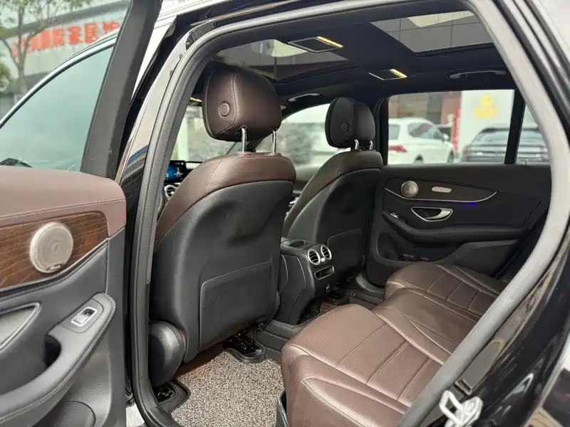 Mercedes-Benz GLC 2020 GLC 300 L 4MATIC Dynamic фото 8