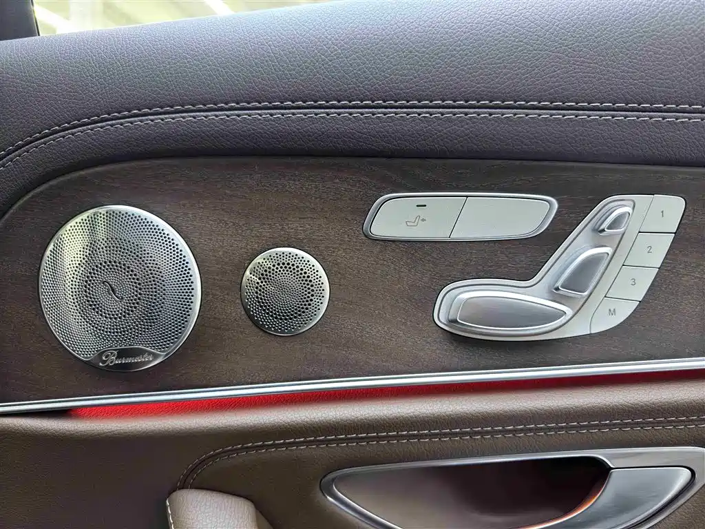 Mercedes-Benz E-Class 2022 Second Facelift E 300 L Luxury фото 11