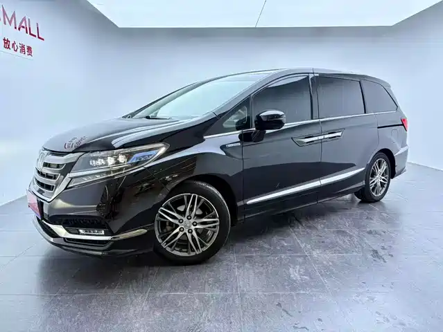 Honda Elysion 2.0L, Гибрид, Люкс