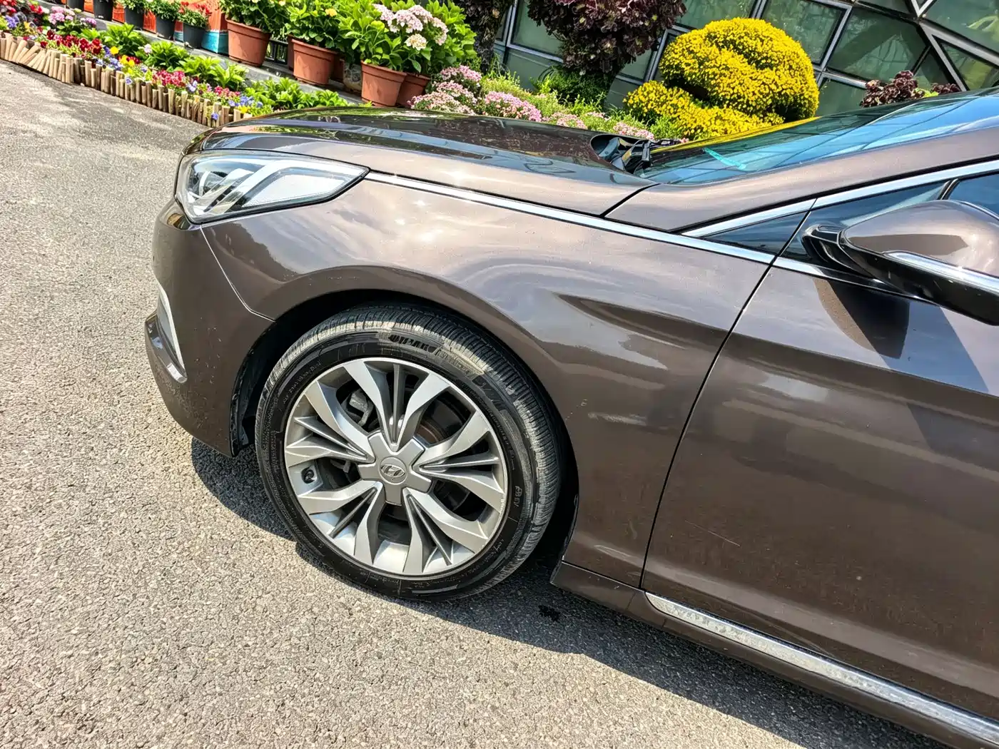 Фото 4 - Hyundai Sonata
