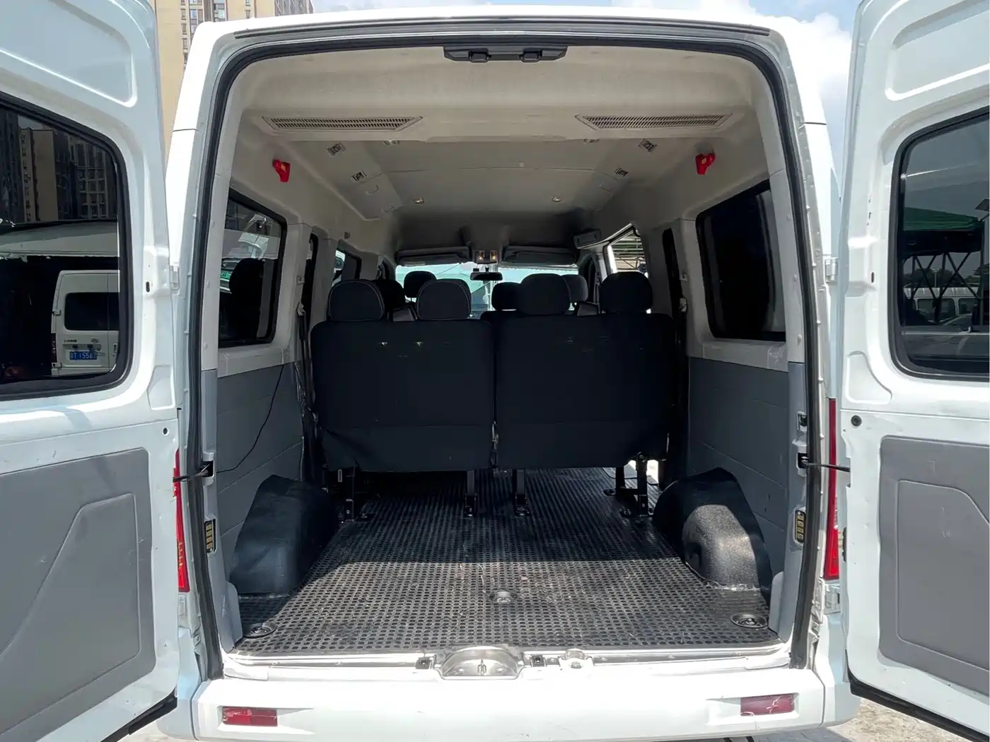Photo 13 - Maxus Xintu V80