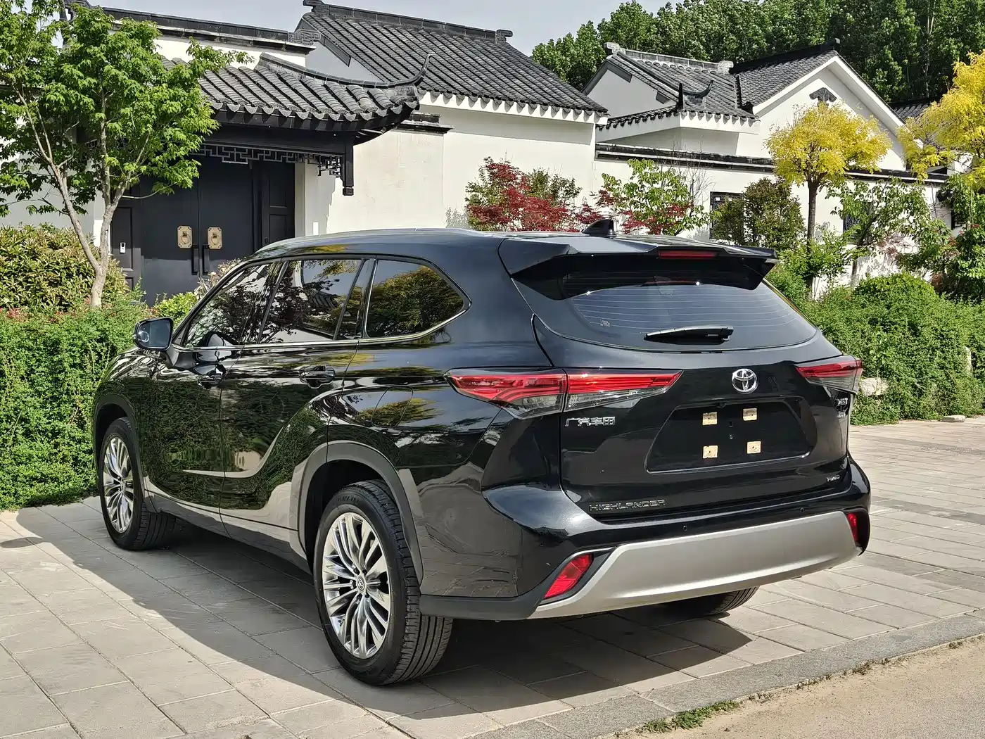 Toyota Highlander 2022 380T 4WD Luxury 7-Seater фото 5