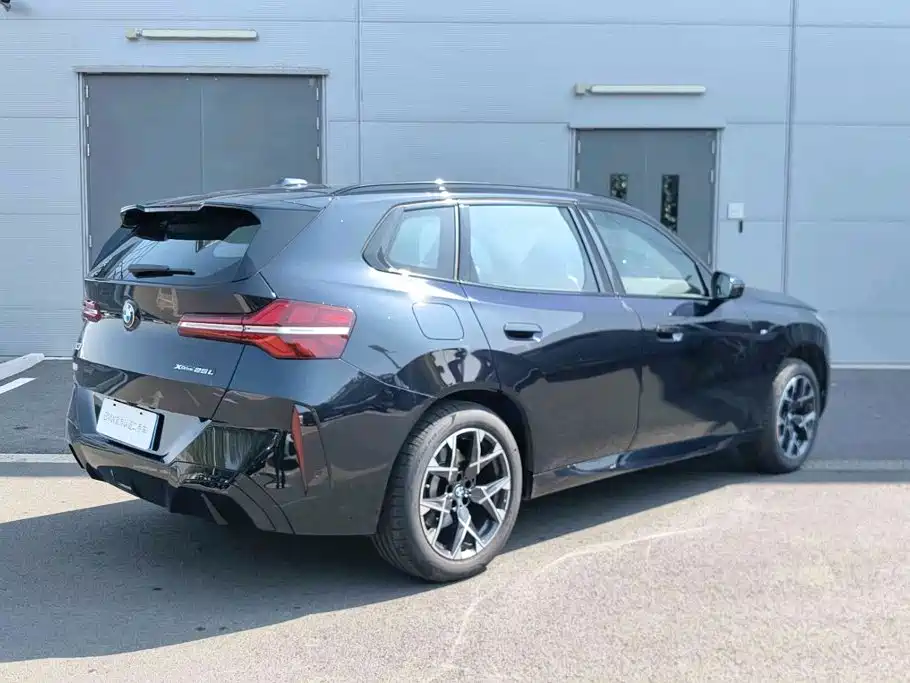 BMW X3 2026 2026 xDrive25L M Sport Shadowline Package