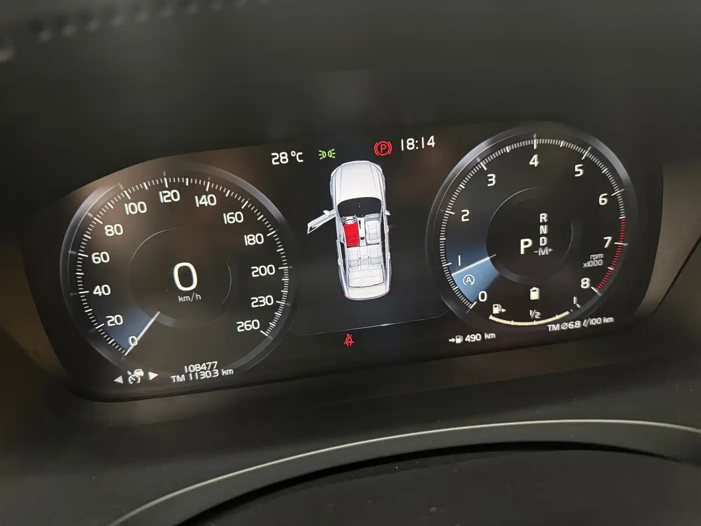 Photo 10 - Volvo S90
