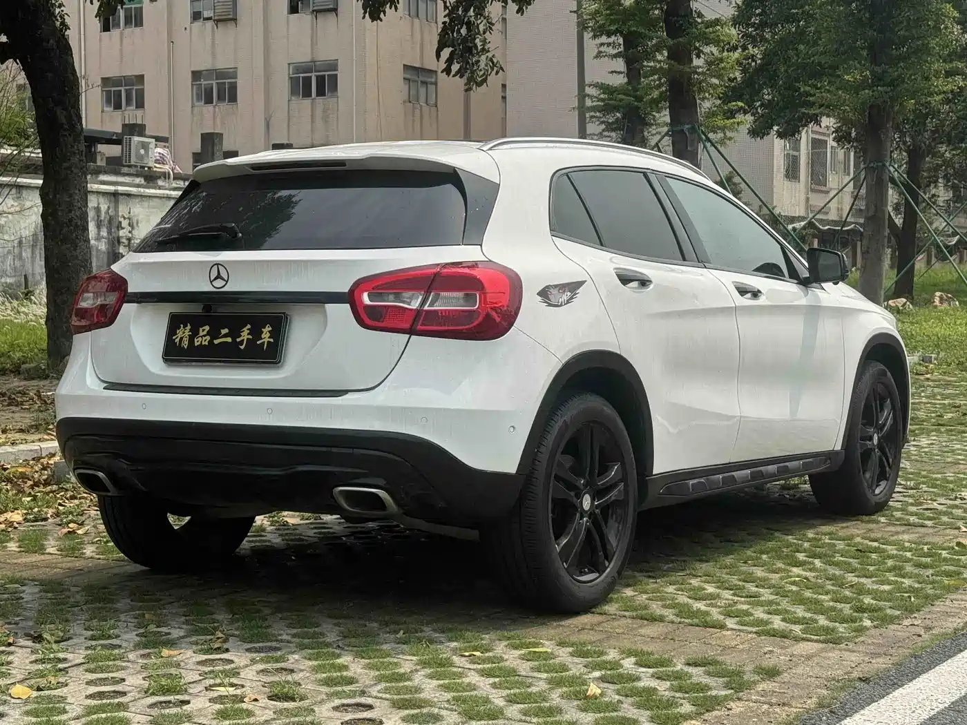 Mercedes-Benz GLA 2016 GLA 200 Dynamic фото 2