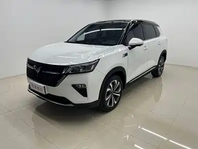 Wuling Asta