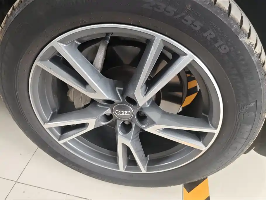 Audi Q5L 2018 40 TFSI Prestige Fashion (China V) фото 6