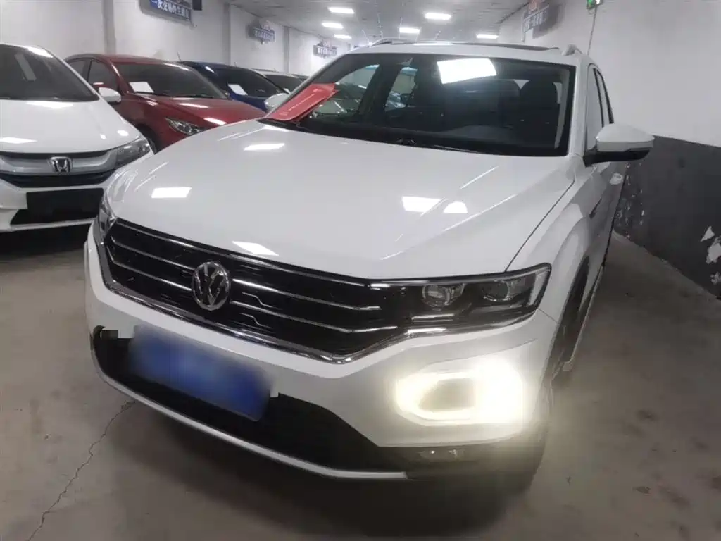 Volkswagen T-ROC 2018 280TSI DSG 2WD Comfort China VI фото 2