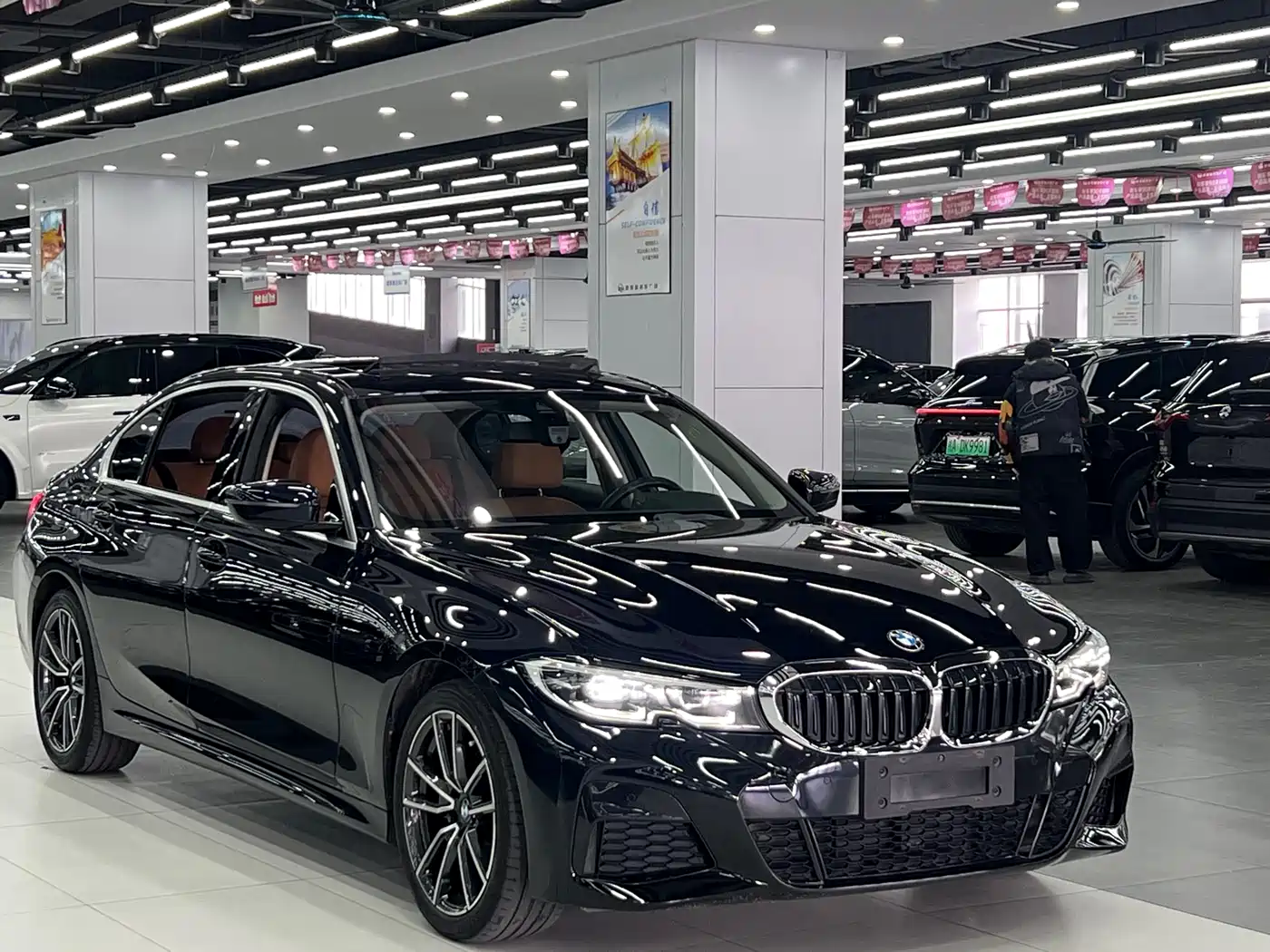 BMW 3 Series 2020 325Li M Sport Package фото 3