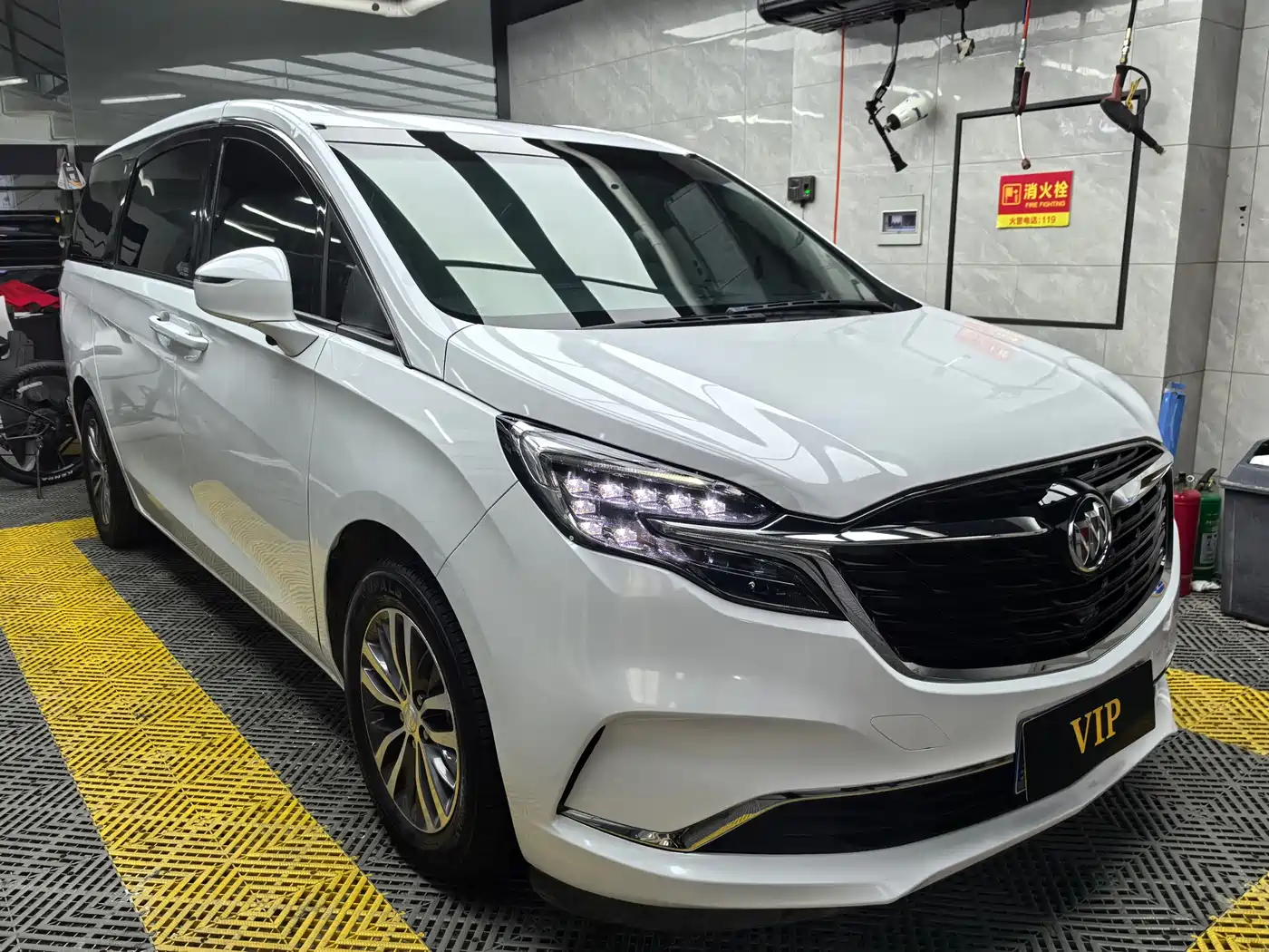 BUICK GL8