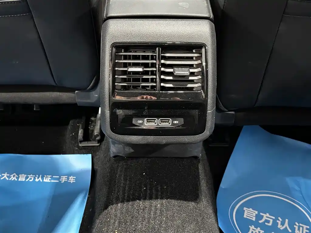 Photo 12 - Volkswagen Sagitar
