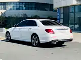 Фото 5 - Mercedes-Benz E-Class