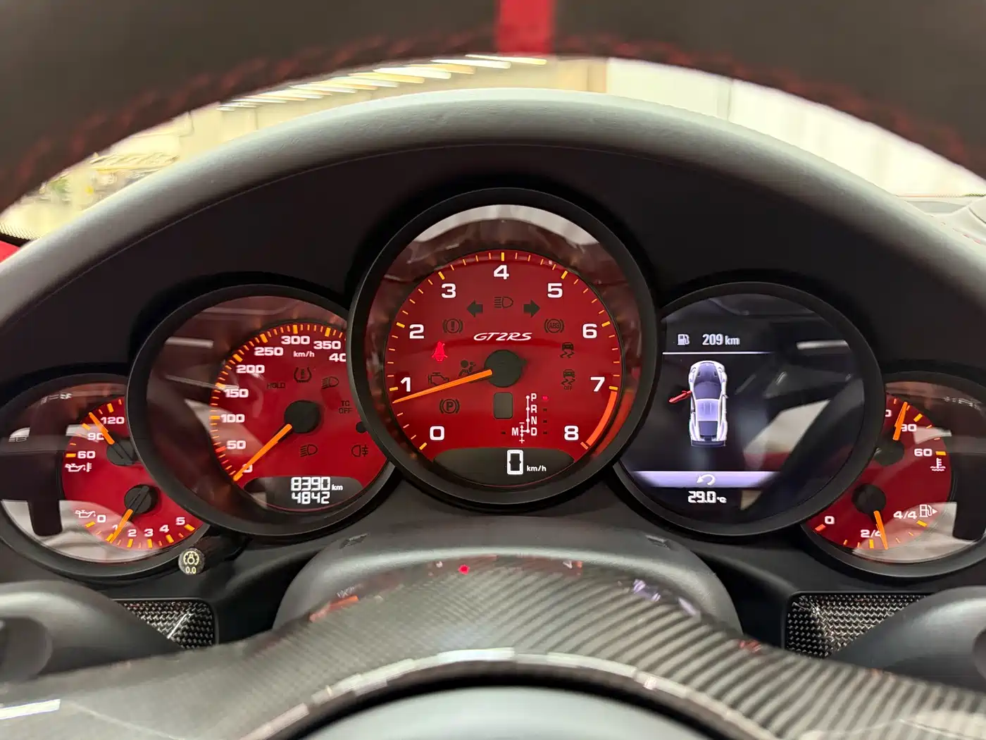 Porsche 911 2018 GT2 RS 3.8T фото 12