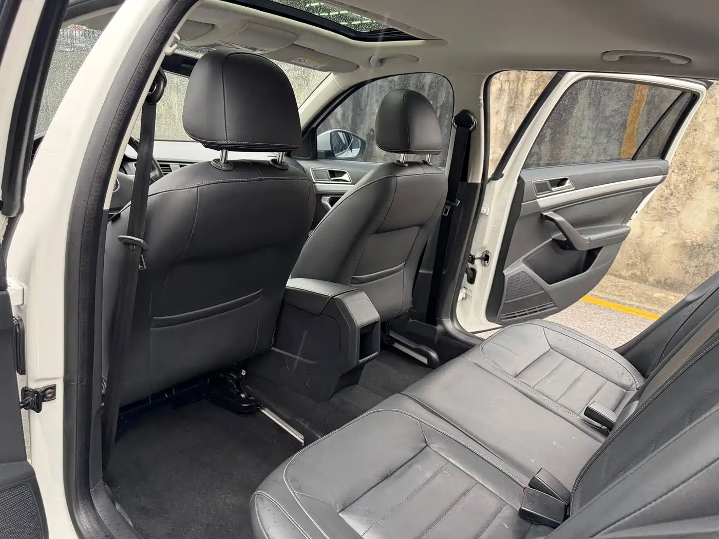 Volkswagen Lavida Tour 2017 180TSI DSG Comfort Edition фото 10