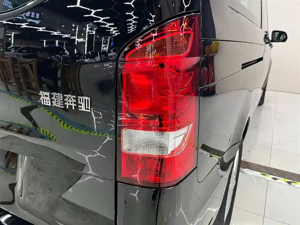 Mercedes-Benz Vito 2016 2.0T Business Edition фото 11