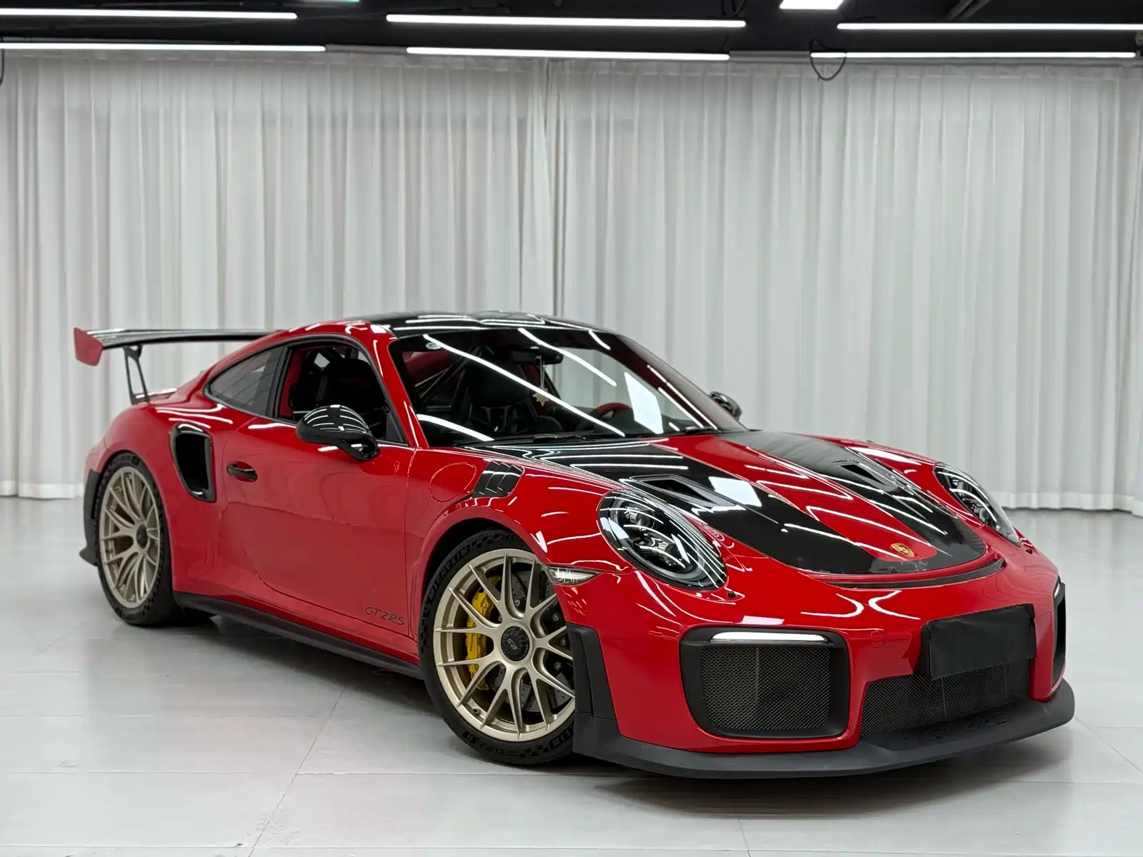Photo 2 - Porsche 911