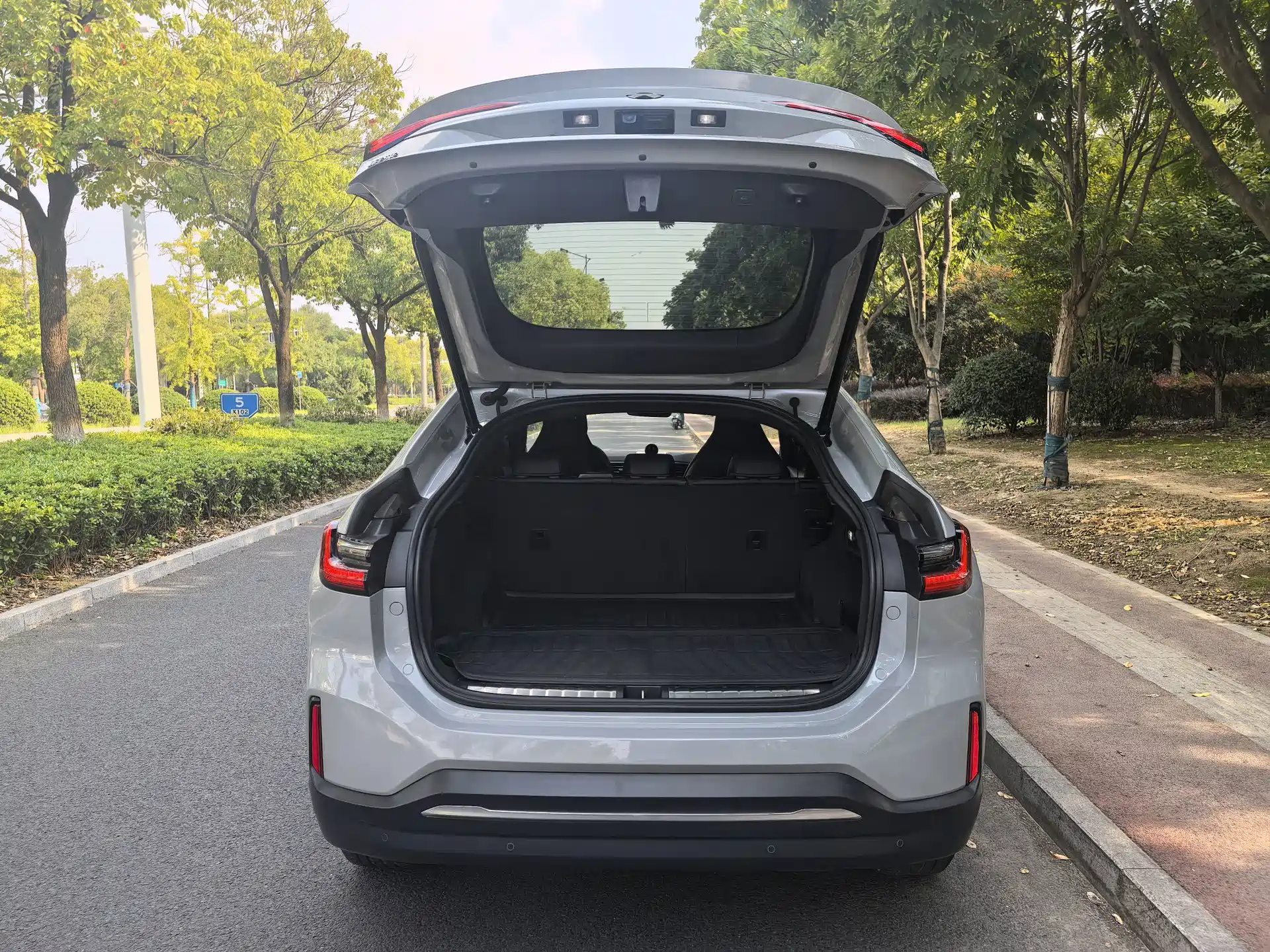 Фото 8 - NIO EC6
