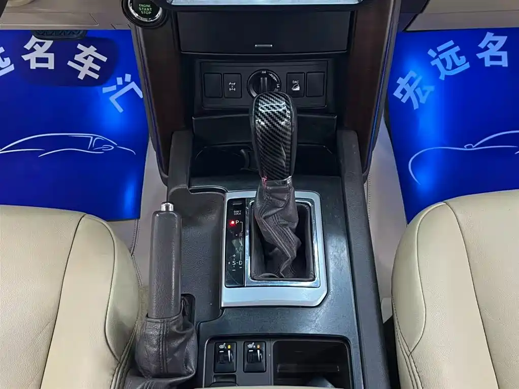 Toyota Prado 2014 4.0L Automatic TX-L фото 10