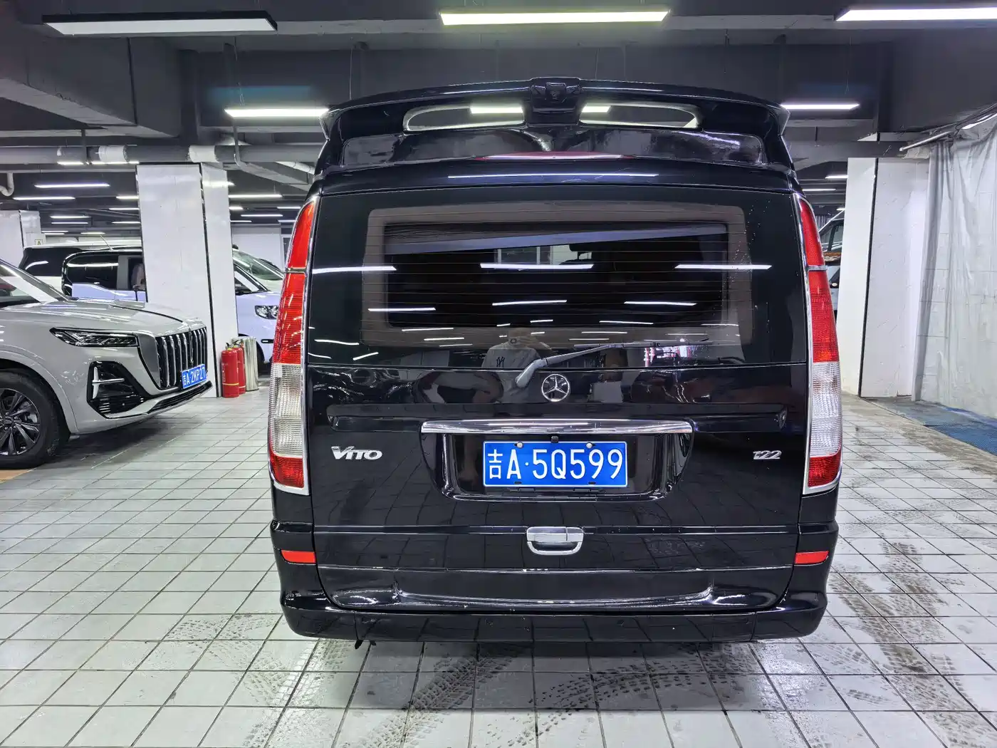 Mercedes-Benz Vito 2013 Model 3.0L Elite Edition фото 18