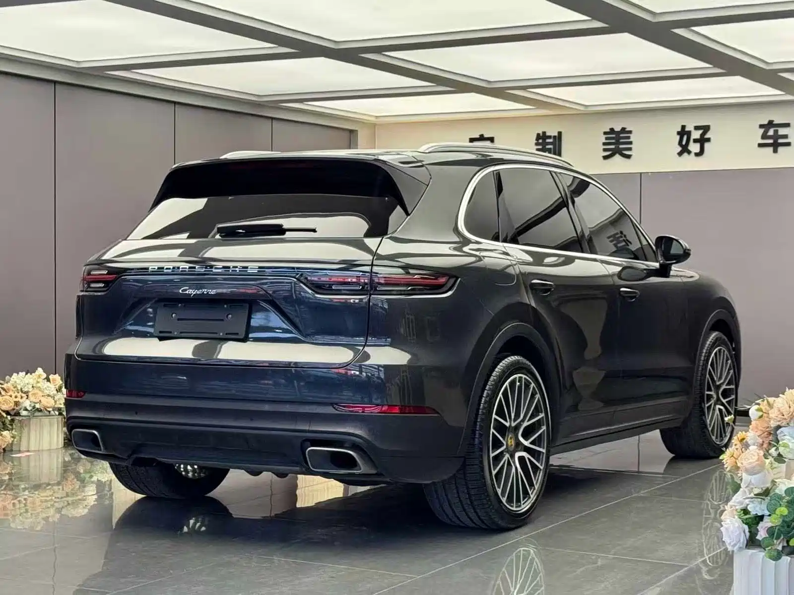 Фото 7 - Porsche Cayenne