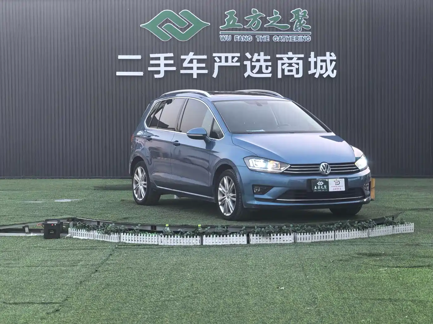 Volkswagen Golf Sportsvan 2018 280TSI Automatic Luxury фото 3