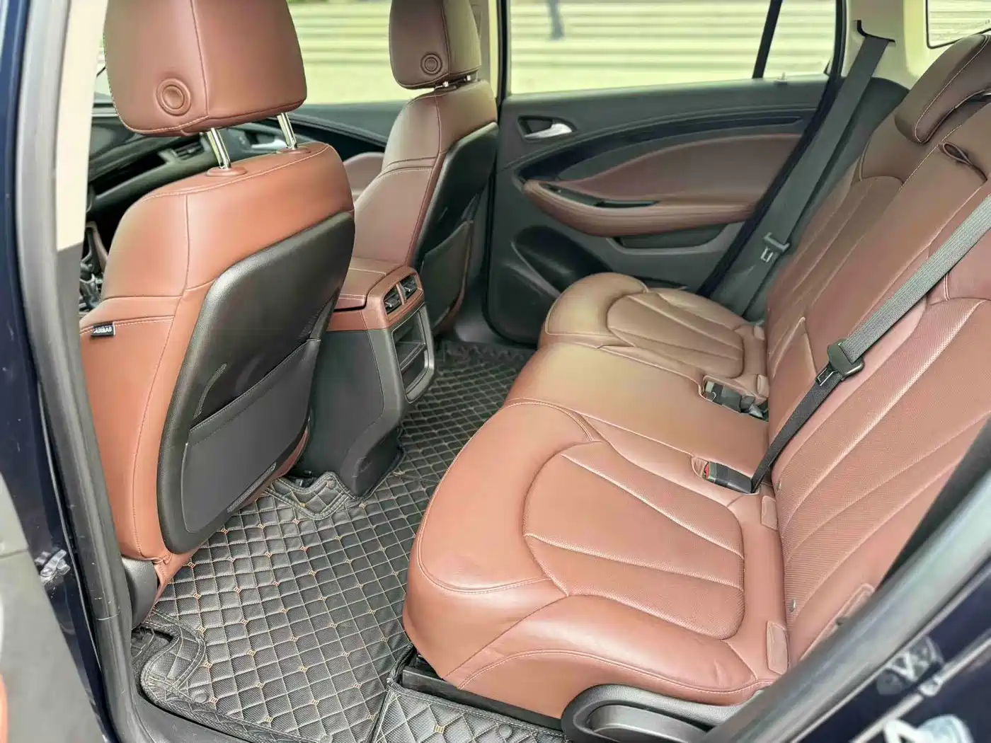 Buick Envision Plus 2020 20T FWD Luxury фото 6