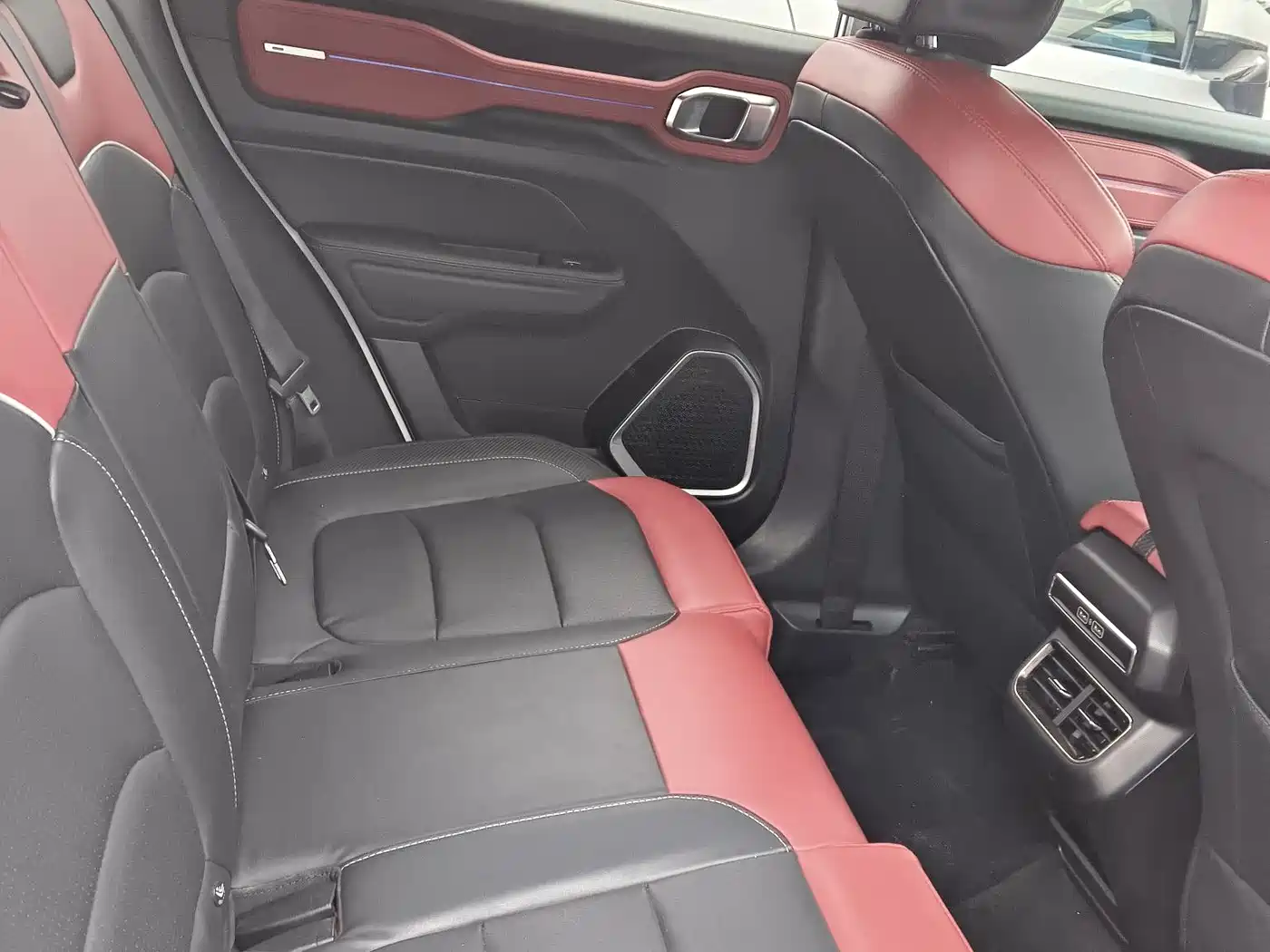 GEELY AUTOMOBILE GEELY ICON