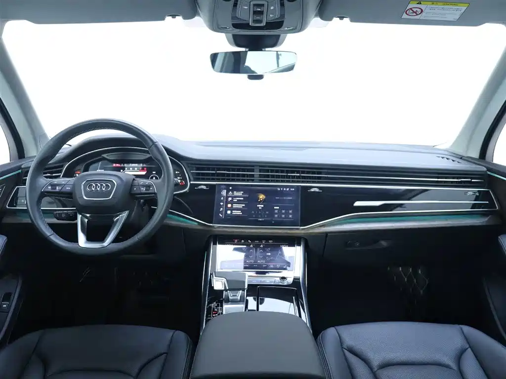 Audi Q7 2024 55 TFSI quattro S line Sport фото 13