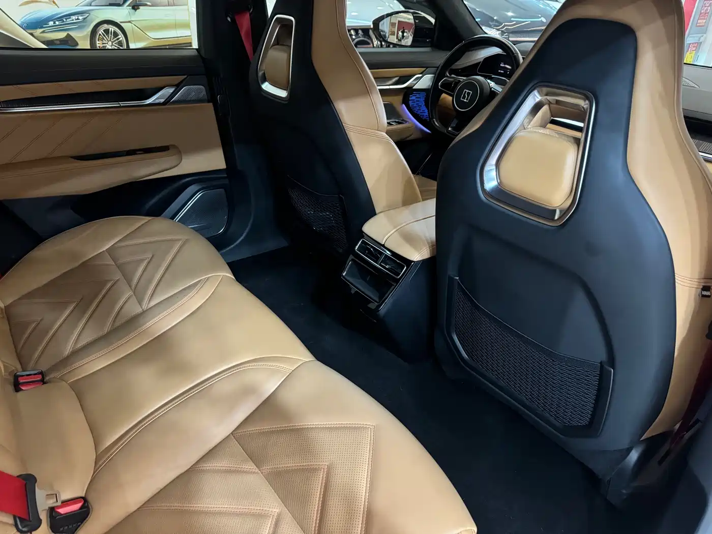 ZEEKR EXTREME KRYPTON 001