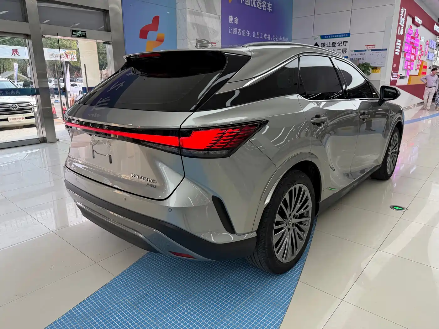 Lexus RX 2025 2025 350h 4WD Premium Edition